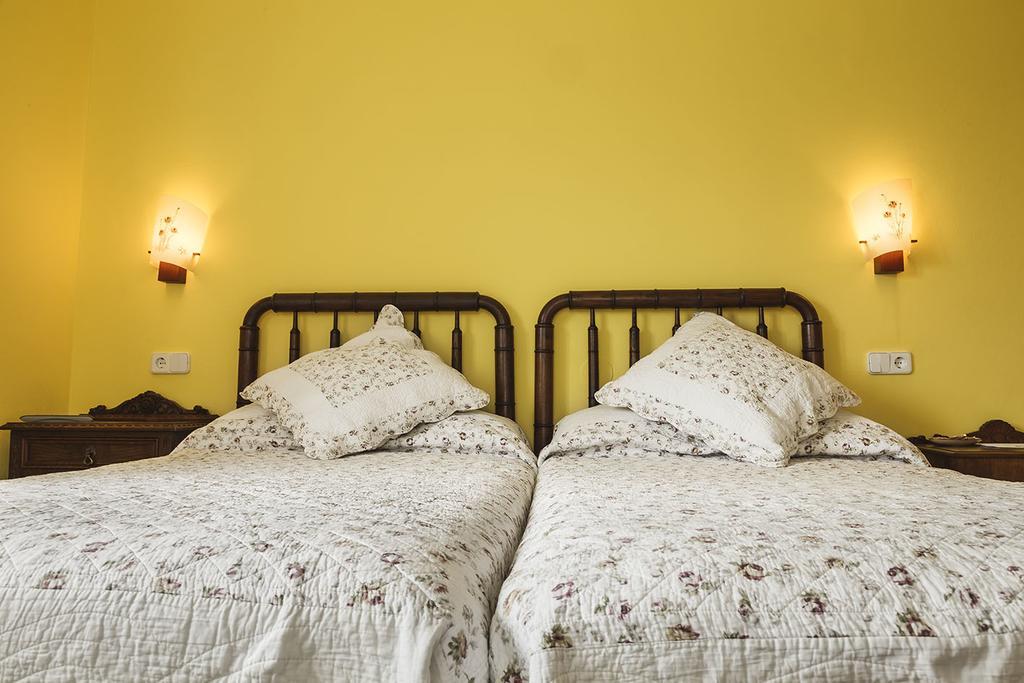 Hotel Rural Suquin Navia Bagian luar foto