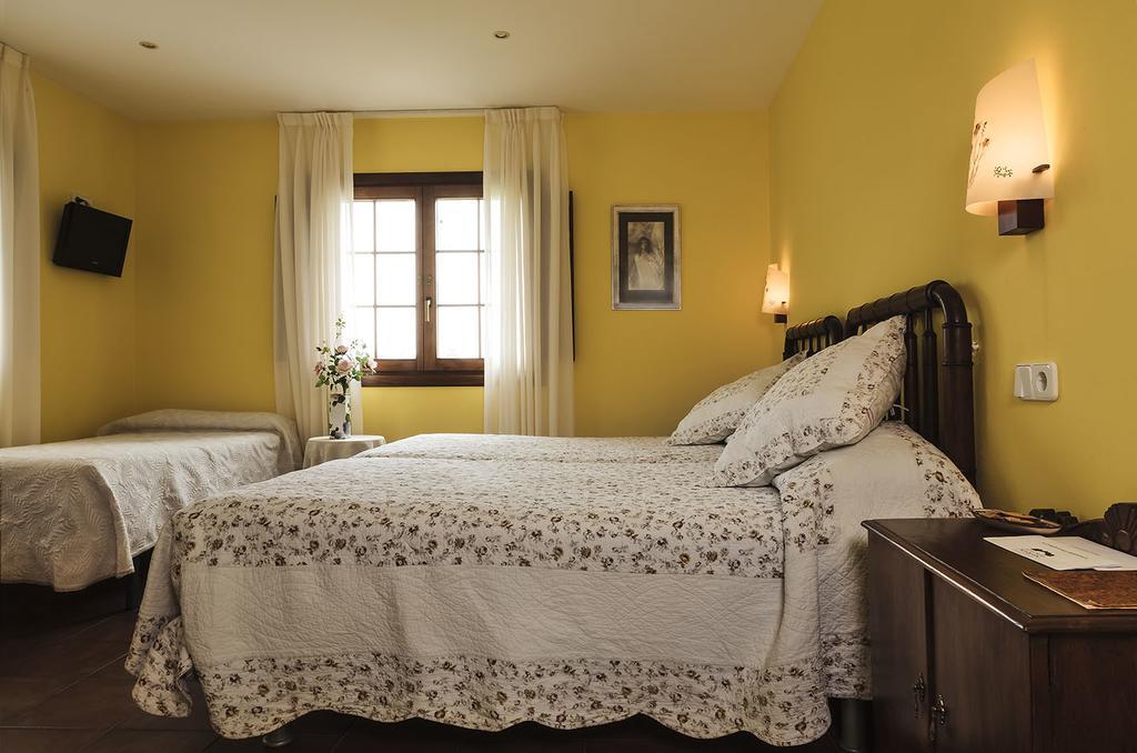 Hotel Rural Suquin Navia Bagian luar foto