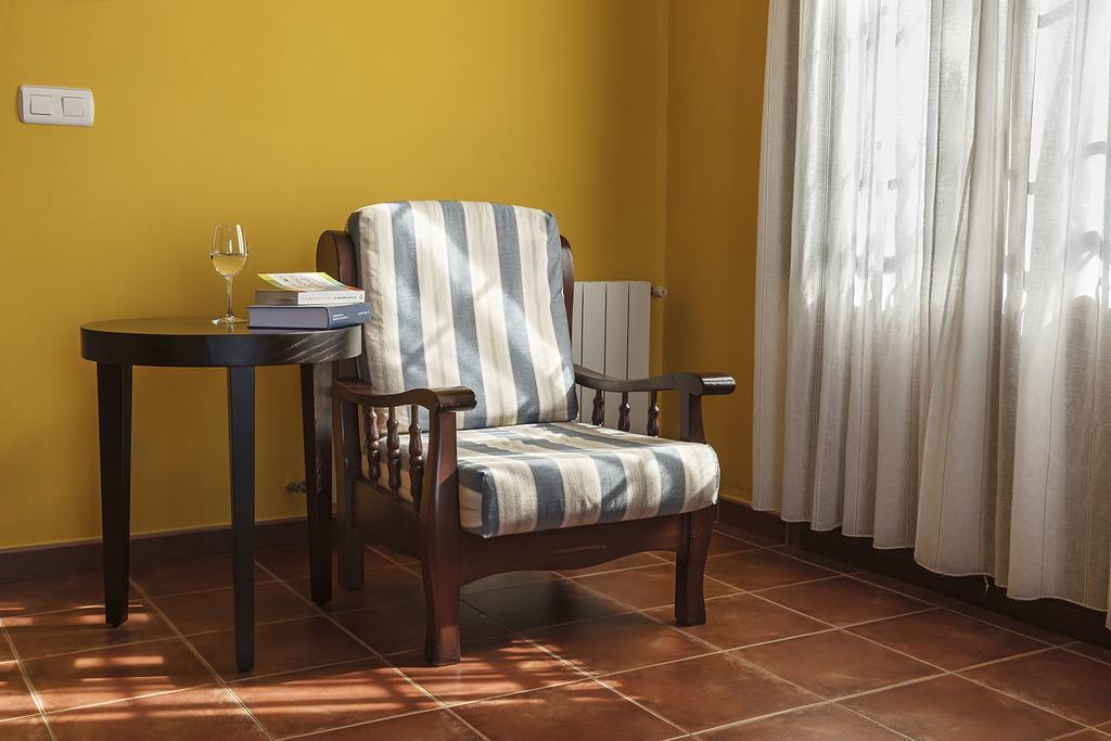 Hotel Rural Suquin Navia Bagian luar foto