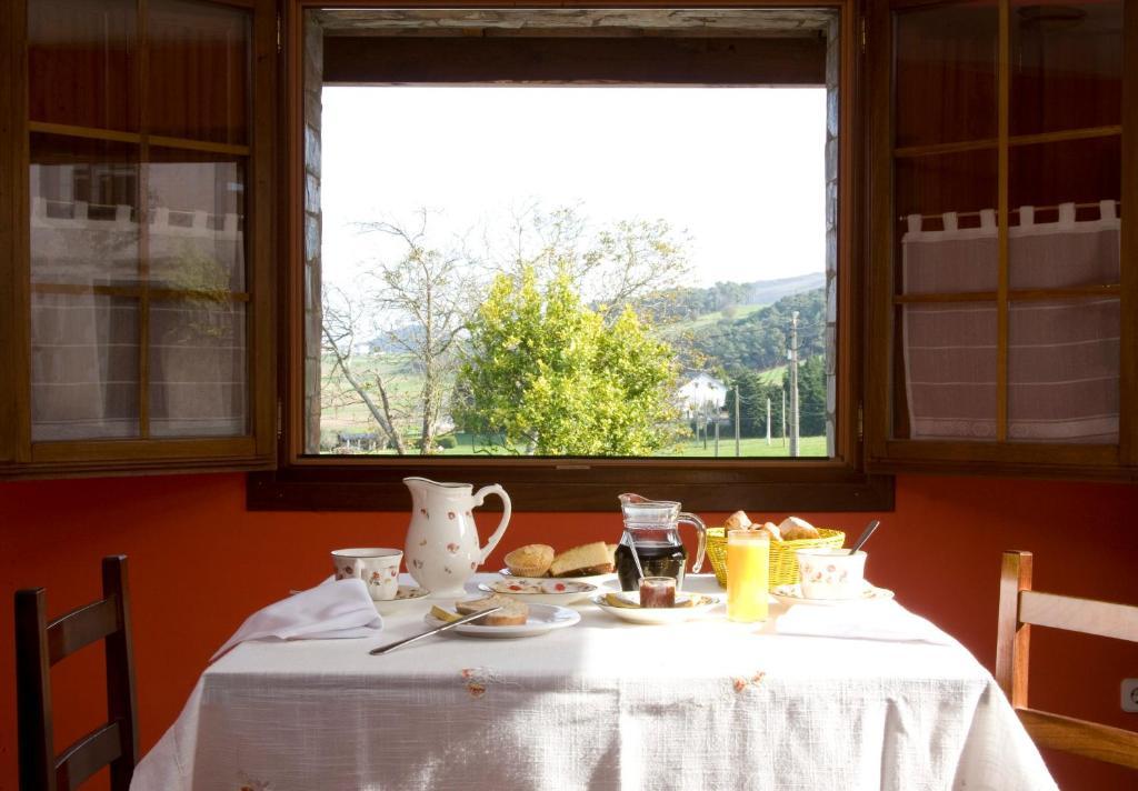 Hotel Rural Suquin Navia Bagian luar foto
