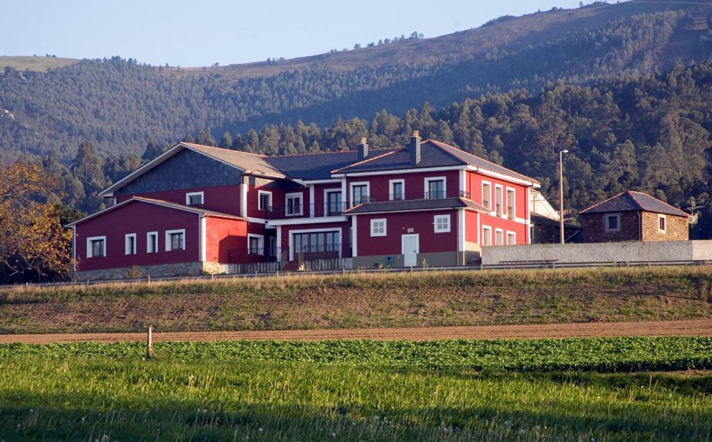 Hotel Rural Suquin Navia Bagian luar foto
